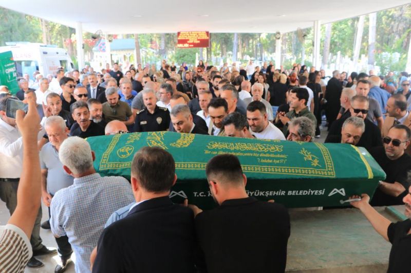 Gemi faciasında hayatını kaybeden Reyhan Verim Mersin’de toprağa verildi